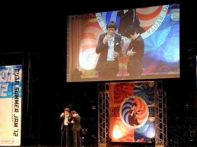 東京・中野サンプラザにて、2日間にわたって開催された、南海キャンディーズ山里とオードリー若林のライブ「たりふた SUMMER JAM '12 ―We wanna be a human ASAP！―」。