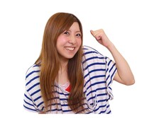 エントリーナンバー4、ブービー☆マドンナ・しょーこ。優勝公約は「OLメイド喫茶で働いていた時のブロマイドをあげちゃいます」。チャームポイントは「良性ポリープの声」。(C) YOSHIMOTO KOGYO. All Rights Reserved.