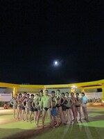 月夜の下のあるある戦隊。