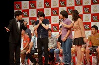 「キングオブコント2012」決勝進出を決めた直後のトップリード。