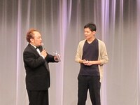 MCのアホマイルド坂本から「パジャマ？」と言われた吉田。