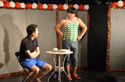 「 ラ・ママ新人コント大会」久々の登場で会場を沸かせたバナナマン。