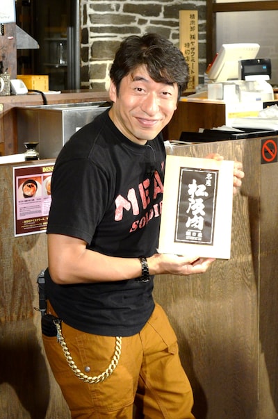 BeeTVの新番組「寺門ジモンの絶対に食べて欲しいガツ飯」の配信開始記念イベントに登場したダチョウ倶楽部・寺門ジモン。