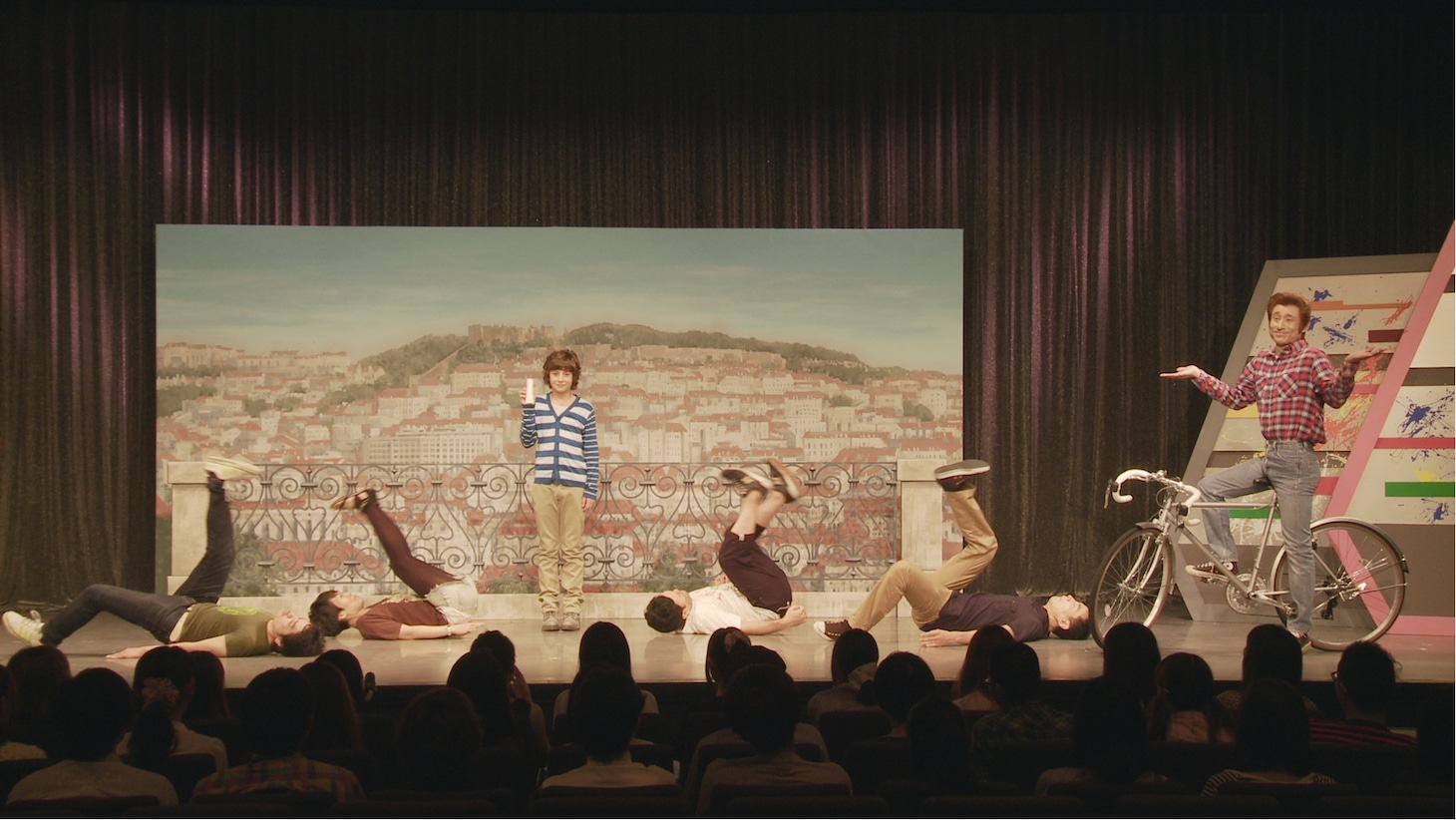 なだぎ武が出演する「玄関・リビング用 消臭力 香りStyleコンパクトスプレー」の新CM「ホンワカアロマ5連発」編。