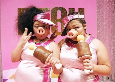 「ピラメキーノ」（テレビ東京系）にて、ダンス＆ボーカルデュオ「ピッグ☆レディ」を結成した渡辺直美とニッチェ江上。(c)テレビ東京