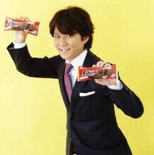 「チェリオ おやつHacksプロジェクト」に登場するアンジャッシュ渡部。