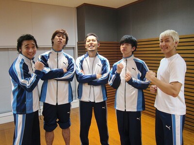 「ロンブー＆チュートの芸能人ヒットソングで爆笑ショーバトル」スタジオ生ダンス対決に挑戦するオリエンタルラジオ中田、ジャングルポケット斉藤、チョコレートプラネット長田、パンサーの向井と尾形。