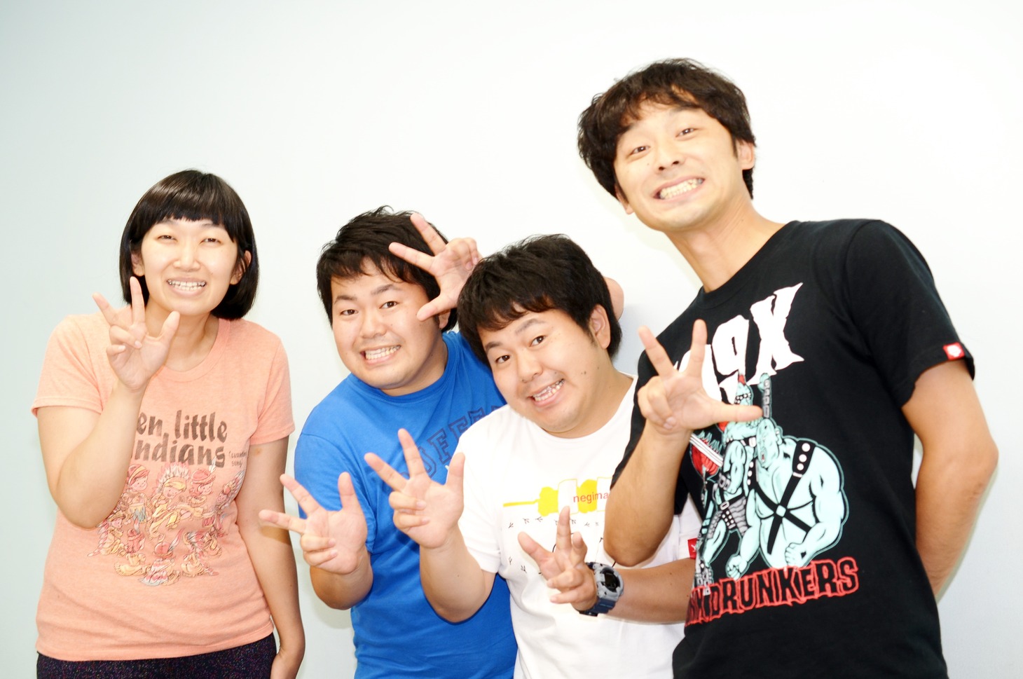 劇団3number第2回公演「僕だけのヒーロー」に出演する（左から）たんぽぽ川村、ザ・たっち、江戸むらさき野村。