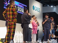 「よしもと×グリー バカソウルステージ in TGS2012」の様子。