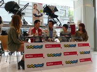 「新米パパ塾 Presents by Aprica」の様子。(c)吉本興業