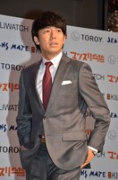 「スーツが似合う芸人」1位のピース綾部。