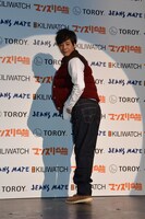 「ジーンズが似合う芸人」1位のライセンス藤原。