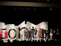 大阪・5upよしもとにて行われたお～い！久馬主催のコントライブ「久馬歩編集 月刊コント9月号」。出演者は久馬のほか、浅越ゴエ、ヤナギブソン、学天即、スマイル、シンデレラエキスプレス、井上マー、バイきんぐ、りんごあめ、中上亜耶。