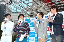 （左から）NON STYLEとオリエンタルラジオ。