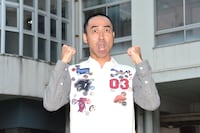 このレースへの挑戦をきっかけに丸刈りの坊主頭にしたワッキー。