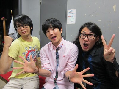 10月25日（木）、大阪・5upよしもとにて「5upよしもとイチ押し芸人決定戦優勝記念ライブ『ポラロイドマガジン感謝祭』」を開催するポラロイドマガジン。