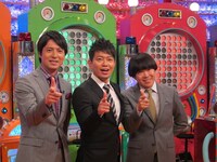 「快脳！マジかるハテナ」（日本テレビ系）の司会を務める雨上がり決死隊と桝太一（日本テレビアナウンサー）。