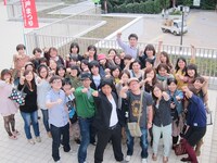 レイザーラモンRGの「お客さんの中に芸人がいるがえこひいきせず他のお客さんと一緒にひたすらあるある聴いてもらうミステリーバスツアー」。GTRも登場。