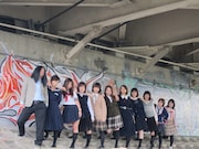 RG先生と制服女生徒たち。