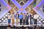 「平成24年度 NHK新人演芸大賞」の演芸部門本選に登場した8組。(c)NHK