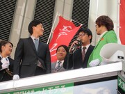 歯に衣着せぬ発言にほかの候補者も注目。