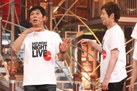 「サタデーナイトライブJPN」に出演する明石家さんま（左）と今田耕司（右）。