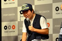 “釣りバカ”つながりで映画「アウトレイジ ビヨンド」に出てくる西田敏行風の演技を強要されるくじら。