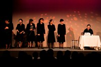 吉本新喜劇女優陣による女だけのプロデュース公演「おんなだけでもいいですか？」第2回公演の様子。(c)フォトプロ