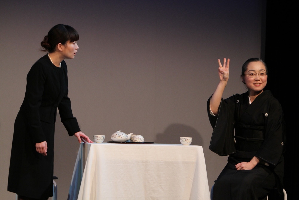 吉本新喜劇女優陣による女だけのプロデュース公演「おんなだけでもいいですか？」第2回公演の様子。(c)フォトプロ