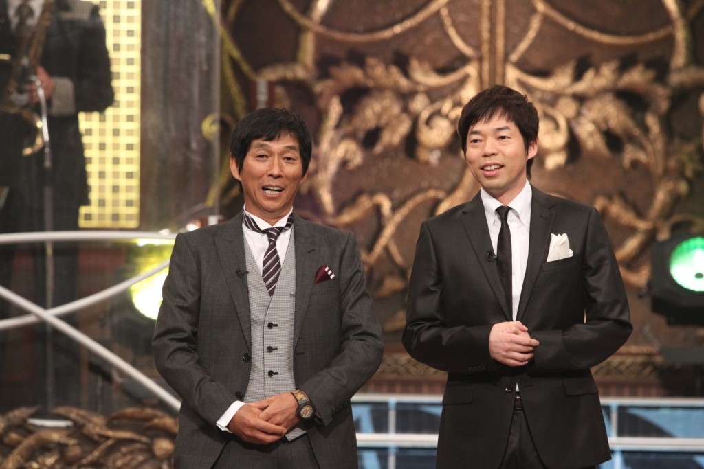 「サタデーナイトライブJPN」復活第1弾の生放送に出演した明石家さんま（左）と今田耕司（右）。(c)吉本興業