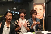 「頑張れ！秋山くん」に出演したパンサー。(c)吉本興業