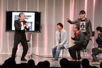 ショージの同級生のエピソードトークには、その怪しさから全員で総ツッコミ。(c)フォトプロ