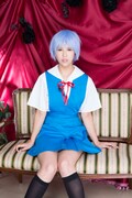 コスプレに挑戦する坂口杏里。(c)ひかりTV