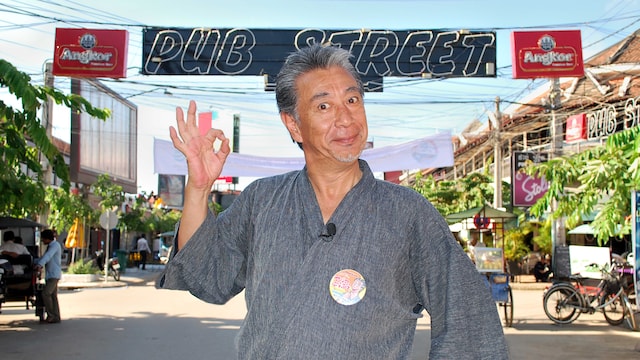 「高田純次のアジアぷらぷら」カンボジア編に出演する高田純次。(c)BS12ch TwellV