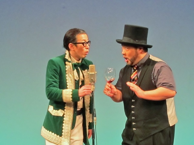 新宿シアターモリエールで行われた「54世誕生記念 髭男爵単独舞踏会『百夏』」。