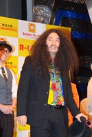 「帽子とサングラスを取ると『空耳アワー』の安齋肇さんになる」と話すRG。