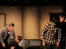 スパを端に寄せ、HGに土下座し爆笑をさらったRG。自分のボケどころを見逃さないRGにいっぱい食わされたスパローズの珍しい場面。