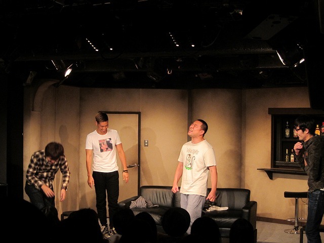 あるあるタイムでは、1個だけあるというスパローズあるあるに「めっちゃ嬉しい」と喜んだスパ。しかしなかなか言わないRGに「そろそろ聞きたい」とお決まりのツッコミを。微妙に変わる途中の歌詞にも笑わされていた。