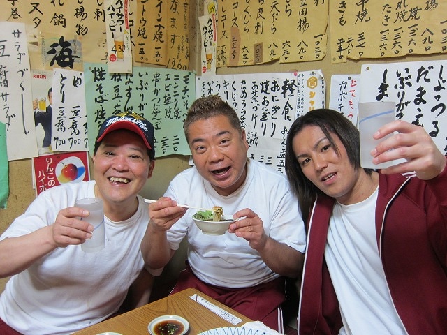 11月20日（火）よりBeeTVにて配信スタートする、ダチョウ倶楽部・上島、出川哲朗、狩野英孝による新番組「上島・出川・狩野『笑いの神に愛された男たち』」。