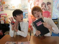 すべて学園風にアレンジされた店内に驚く御茶男。