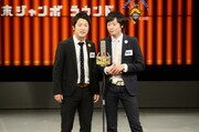 大阪・なんばグランド花月にて開催された「THE MANZAI 2012」本選サーキット4日目に登場した和牛。