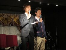 MCは若月。観客と拍手の練習をしていると、間違えて東村山の職員が出てきてしまうハプニングも。