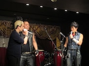 キャベツネタに思い切りのっかった東村山チーム。サポーターは「思った以上にこれつけると気持ちいい」と、まさかのコメント。