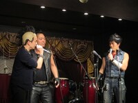 キャベツネタに思い切りのっかった東村山チーム。サポーターは「思った以上にこれつけると気持ちいい」と、まさかのコメント。