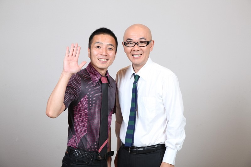 「日清食品 THE MANZAI 2012」ワイルドカード決定戦に出場したHi-Hi。