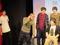 よく一緒にコンパに行くという篠宮、吉田、伊藤。吉田の“キスエチュード”と伊藤の“テレビ出てるアピール”などに観客は悲鳴。