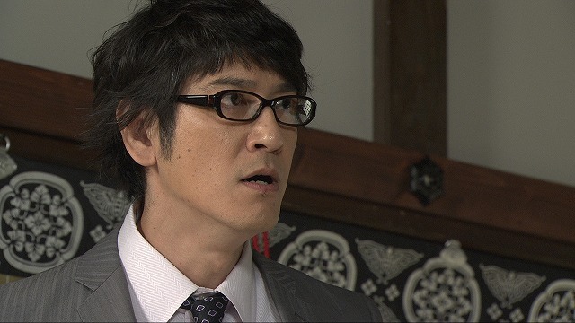 「LIFE！～人生に捧げるコント～#2」のコント「ヒット祈願」。(c)NHK