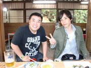 宮崎編のライセンス藤原とインパルス堤下(c)2013 ソニー・ミュージックエンタテインメント / 吉本興業