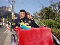 大分編のインパルス堤下とトータルテンボス大村(c)2013 ソニー・ミュージックエンタテインメント / 吉本興業