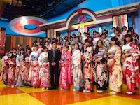 2012年1月3日放送「AKB48 vs 芸能人ファミリー48 vs おネエ48 気になる業界の裏側（秘）生態調査スペシャル！」会見の模様。